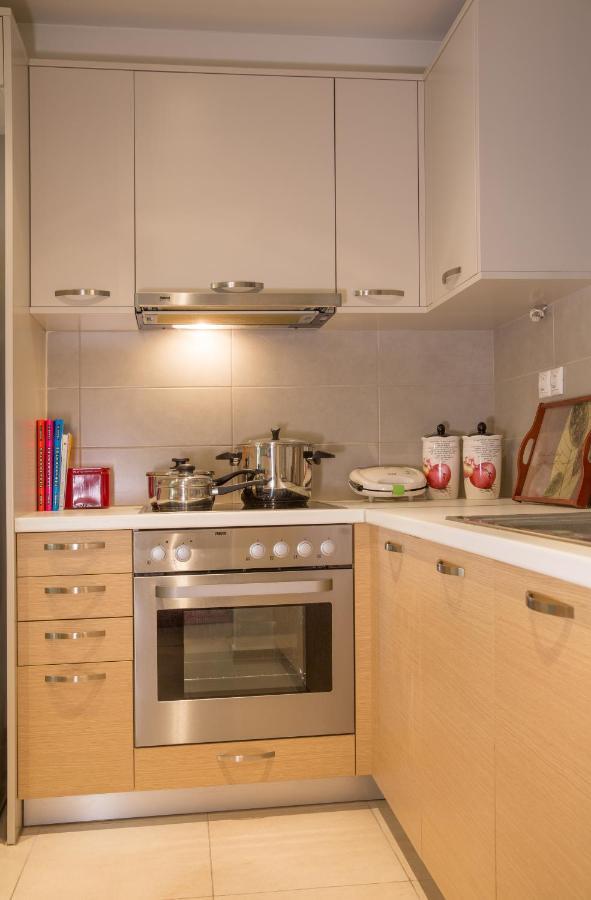 Lovely New Βuild Flat Near Metro - Free Parking Atenas Exterior foto